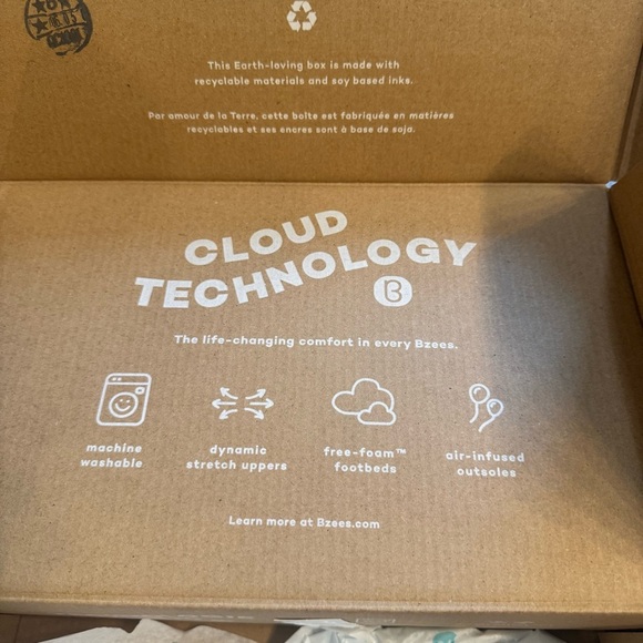 Bzees Women's Red Knit Slip-On Shoes Machine Washable Size 9 - Picture 10 of 13